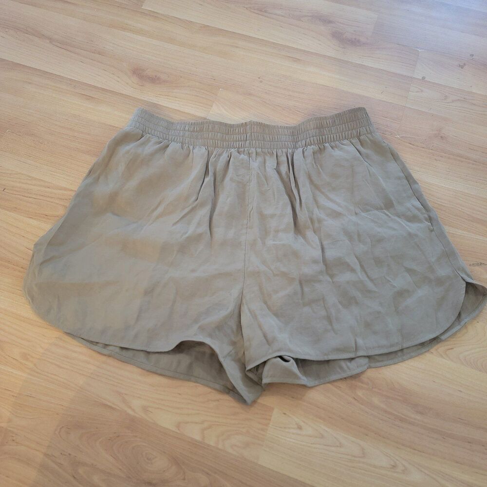 H&M Shorts Size Medium